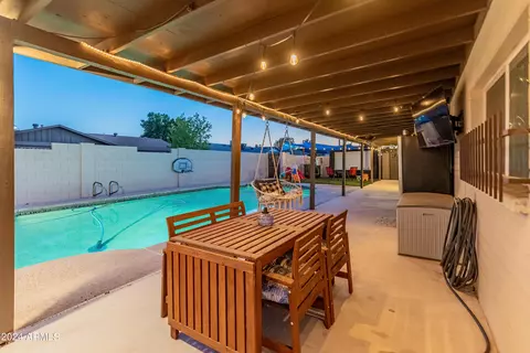 Exterior - 3401 W Crocus Dr, Phoenix, AZ 85053 photo 4 of 11