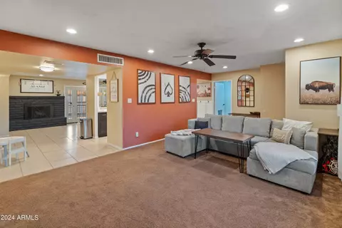 Living - 3401 W Crocus Dr, Phoenix, AZ 85053 photo 3 of 4