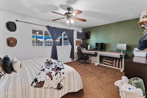 Bedroom - 3401 W Crocus Dr, Phoenix, AZ 85053 photo 1 of 5