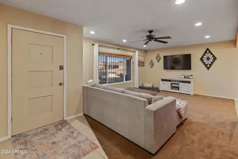 Living - 3401 W Crocus Dr, Phoenix, AZ 85053 photo 1 of 4