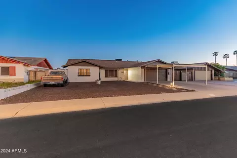 Exterior - 3401 W Crocus Dr, Phoenix, AZ 85053 photo 2 of 11