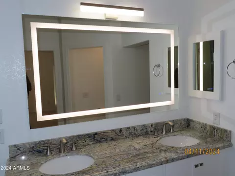 Bath - 8001 E Osage Ave, Mesa, AZ 85212 photo 3 of 16