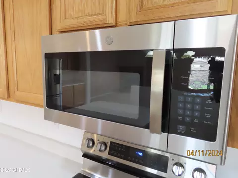 Kitchen - 8001 E Osage Ave, Mesa, AZ 85212 photo 11 of 11