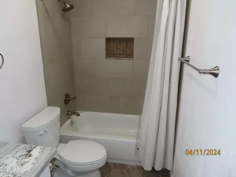 Bath - 8001 E Osage Ave, Mesa, AZ 85212 photo 13 of 16