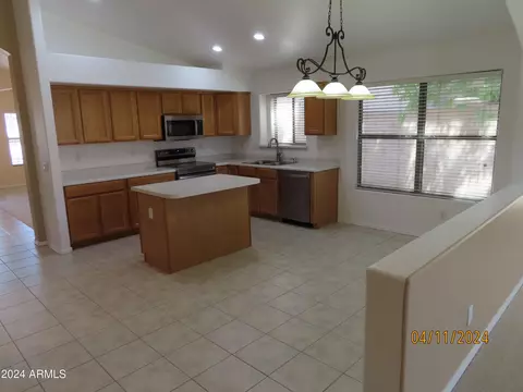 Kitchen - 8001 E Osage Ave, Mesa, AZ 85212 photo 2 of 11