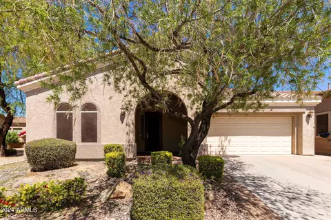4496 E Rakestraw Ln, Gilbert, AZ 85298