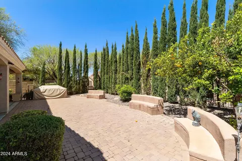Exterior - 4496 E Rakestraw Ln, Gilbert, AZ 85298 photo 6 of 10