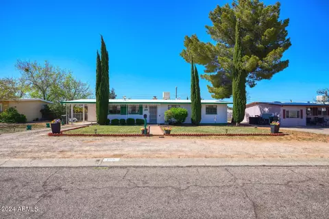 125 NE Martin Dr, Sierra Vista, AZ 85635