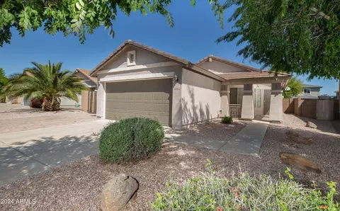 2470 W Sawtooth Way, San Tan Valley, AZ 85142