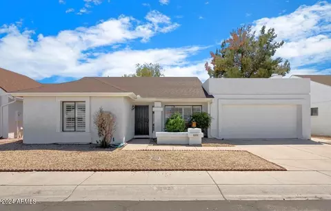 3337 E Wescott Dr, Phoenix, AZ 85050