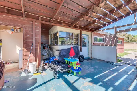 Exterior - 1907 E Montebello Ave, Phoenix, AZ 85016 photo 7 of 13