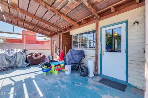 Exterior - 1907 E Montebello Ave, Phoenix, AZ 85016 photo 5 of 13