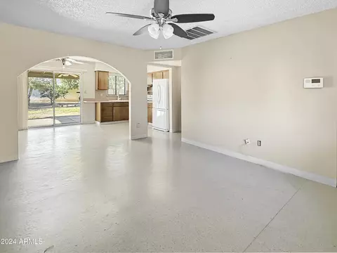 4334 E Grovers Ave, Phoenix, AZ 85032 photo 2