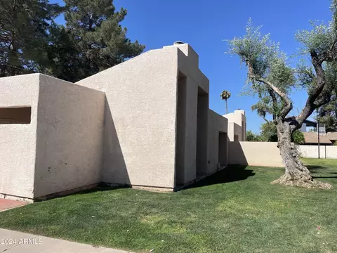 930 S Dobson Rd #48, Mesa, AZ 85202