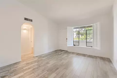 1449 E Highland Ave #44, Phoenix, AZ 85014 photo 6