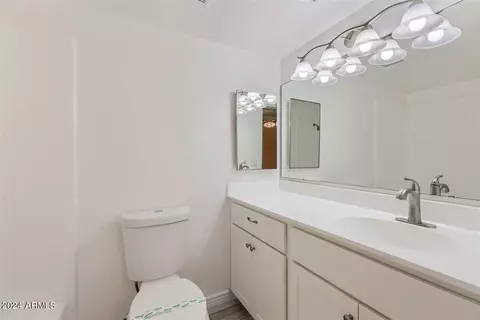 1449 E Highland Ave #44, Phoenix, AZ 85014 photo 11