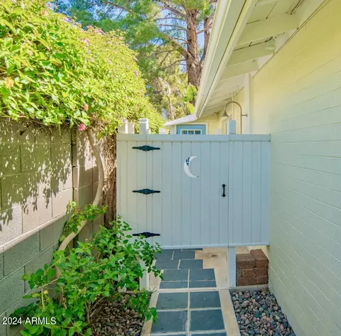 4841 E Calle Redonda --, Phoenix, AZ 85018 photo 22