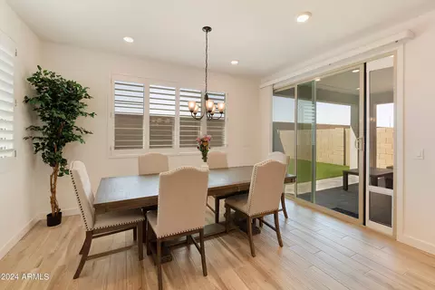 Dining - 1553 E Blue Spruce Ln, Gilbert, AZ 85298 photo 1 of 3