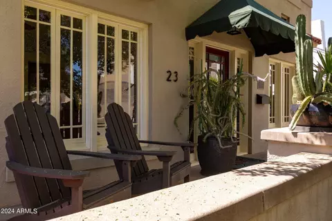 Exterior - 23 E Hoover Ave, Phoenix, AZ 85004 photo 2 of 9