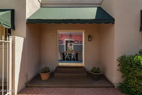 Exterior - 23 E Hoover Ave, Phoenix, AZ 85004 photo 3 of 9