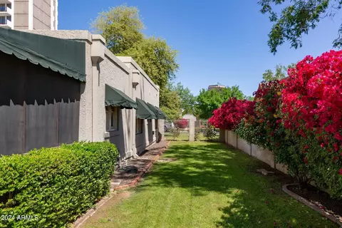 Exterior - 23 E Hoover Ave, Phoenix, AZ 85004 photo 8 of 9