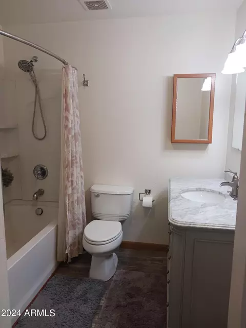 Bath - 4737 W Ginger Ave, Coolidge, AZ 85128 photo 1 of 4