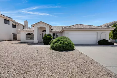 7263 E Jasmine St, Mesa, AZ 85207
