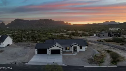 28628 N Tame Ln, Queen Creek, AZ 85144
