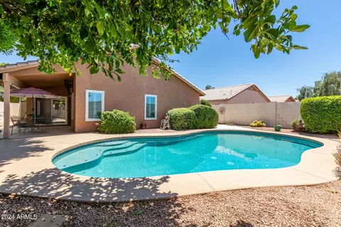 1296 S Cholla St, Gilbert, AZ 85233