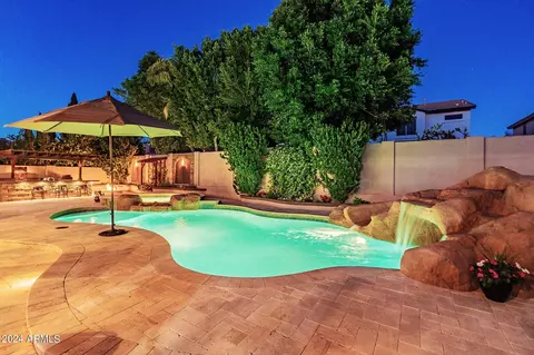 Exterior - 7143 S View Ln, Gilbert, AZ 85298 photo 15 of 39