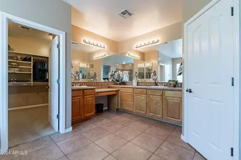 Bath - 7143 S View Ln, Gilbert, AZ 85298 photo 4 of 6