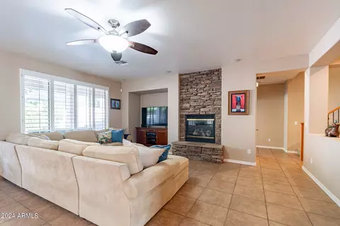 Living - 7143 S View Ln, Gilbert, AZ 85298 photo 2 of 7