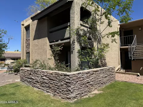 Exterior - 3825 E Camelback Rd #124, Phoenix, AZ 85018 photo 1 of 9