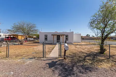 393 W Hess Ave, Coolidge, AZ 85128