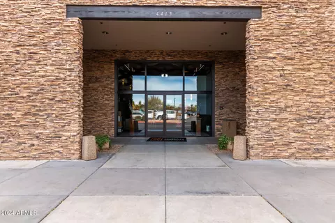 Entry Way - 4062 E Jude Ln, Gilbert, AZ 85298 photo 2 of 2