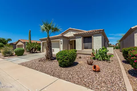 Exterior - 4062 E Jude Ln, Gilbert, AZ 85298 photo 4 of 20