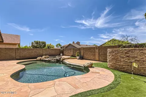 Exterior - 4721 E Jaeger Rd, Phoenix, AZ 85050 photo 7 of 7
