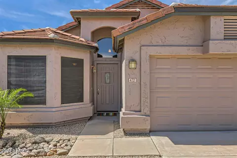 Exterior - 4721 E Jaeger Rd, Phoenix, AZ 85050 photo 3 of 7
