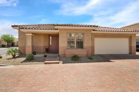 13522 W Cypress St, Goodyear, AZ 85395