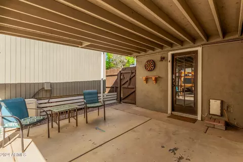 Exterior - 1301 E Highland Ave, Phoenix, AZ 85014 photo 13 of 13