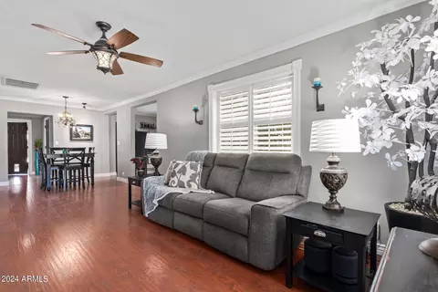Living - 1301 E Highland Ave, Phoenix, AZ 85014 photo 1 of 4