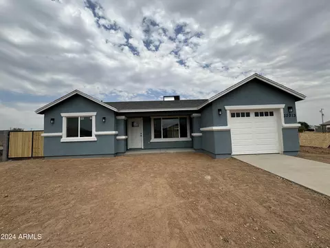 32013 N Redding St, Wittmann, AZ 85361