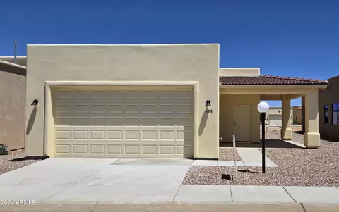 693 S Clubhouse Ln, Sierra Vista, AZ 85635