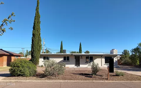 19 School Dr, Sierra Vista, AZ 85635