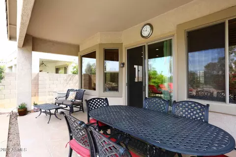 Exterior - 2508 E Fremont Rd, Phoenix, AZ 85042 photo 5 of 13