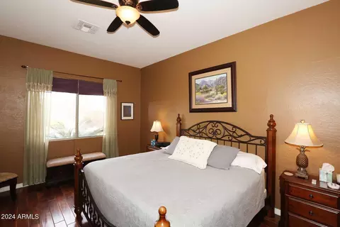 Bedroom - 2508 E Fremont Rd, Phoenix, AZ 85042 photo 4 of 5