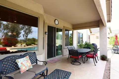Exterior - 2508 E Fremont Rd, Phoenix, AZ 85042 photo 4 of 13