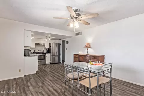 Dining - 1964 E Concorda Dr, Tempe, AZ 85282 photo 3 of 3