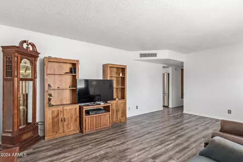 Living - 1964 E Concorda Dr, Tempe, AZ 85282 photo 3 of 3