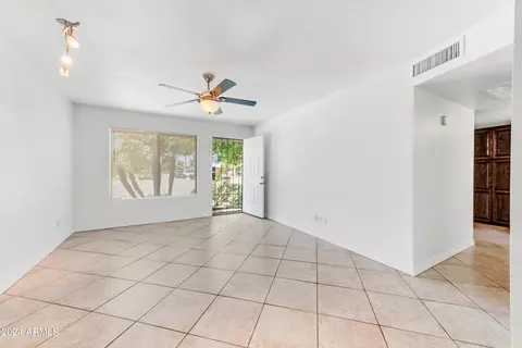 4127 E Windrose Dr, Phoenix, AZ 85032 photo 8